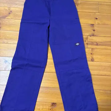 Dickies 보라색 치노 팬츠 사이즈 32