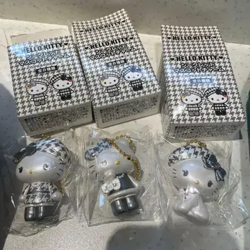 헬로키티 흑백 걸리시 시크릿 마스코트 참 미미 세트