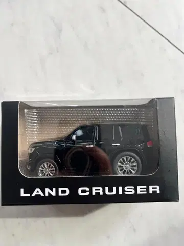 도요타 랜드크루저 미니카 블랙