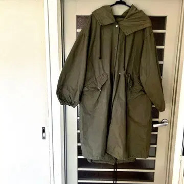 F.DOM 밀리터리 코트