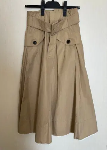 yori 벨트 포함 치아 플레어 스커트 사이즈 36