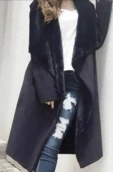 RESEXXY 롱 무스탕 코트