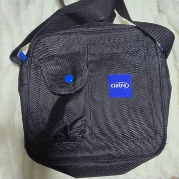 미사용 새상품 ciatre 블랙 숄더백