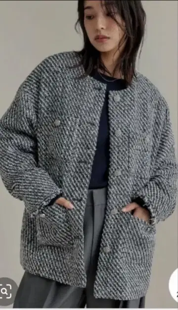 Re:EDIT 트위스트 프린지 노카라 자켓