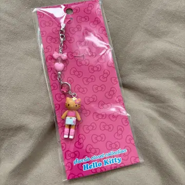 헬로키티 스트랩 산리오 옷장 컬렉션