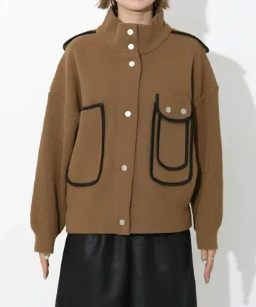 그레디 브릴리언트 파이핑 니트 자켓