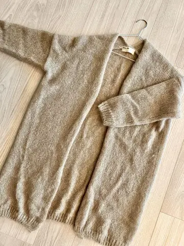 evam eva 베이지 모헤어와 실크 가디건