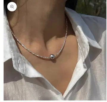 AILE shimmer pearl necklace