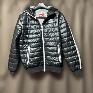 PUMA 후드 부착 다운 자켓 S 사이즈 블랙
