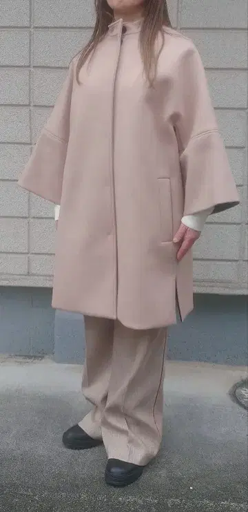 베이지 오버사이즈 코트