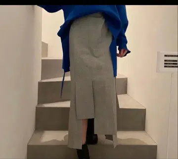 르쉘블루 그레이 슬릿 타이트 스커트