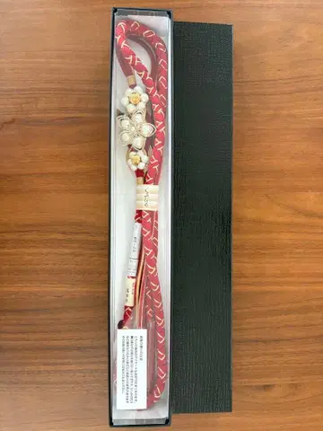 성인식 빨간색 꽃 장식 허리띠