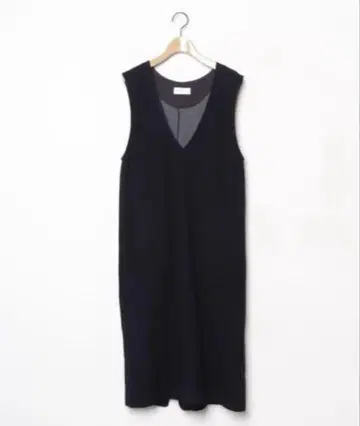 [새상품급] 네이비 V넥 슬리브리스 원피스 M