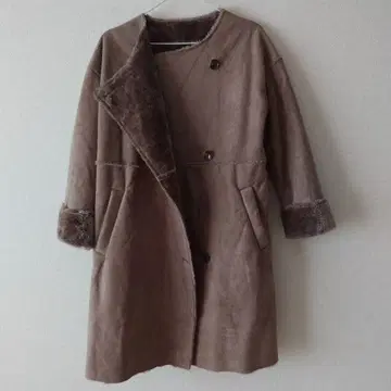 [미사용 새상품] merlot 노카라 인조 모피 코트 브라운