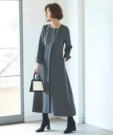 미사용 루일 에 부티크 핏&플레어 롱 원피스 드레스