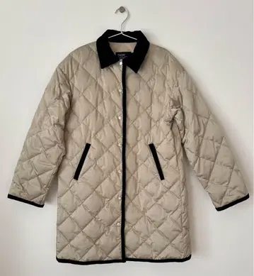 anuans x TAION 텐트 실루엣 퀼팅 코트 베이지 2024