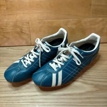 새상품급 패트릭 셰리 가죽 스니커즈 39 인디고