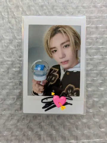 BOYNEXTDOOR 이한 친필 사인 폴라로이드