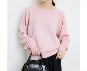 슬로브 이에나 쭈리 컴팩트 래글런 맨투맨