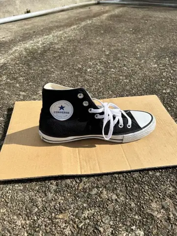 CONVERSE 블랙 하이컷 스니커즈