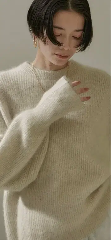 폭스 울 크루넥 풀오버 니트