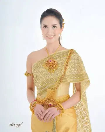 태국 전통 의상 골드 컬러 태국 의상