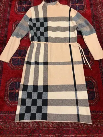 [ 새상품급 ] 니트 원피스 체크 베이지 블랙