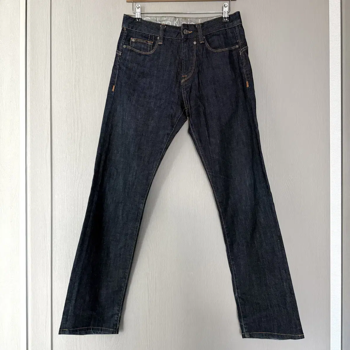 (Authentic) Calvin Klein Straight Dark Blue Jeans 29 (Waist 29 inches)