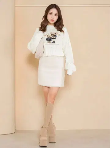 다리치 Darich D 베어 로우게이지 니트 상의 화이트 곰 자수