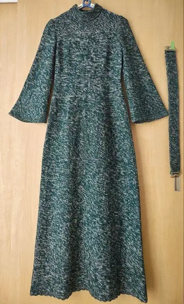 그린 계열+실버 긴팔 롱 원피스