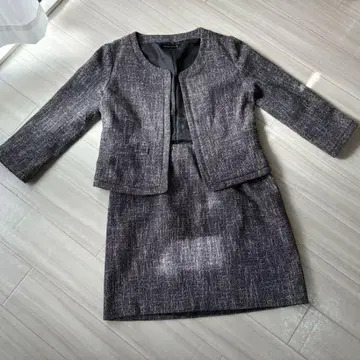 빔즈하트 셋업 수트 노카라 트위드 스커트