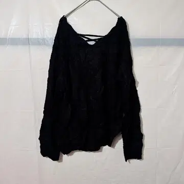 새상품급 NO BOUNDARIES 블랙 니트 L/G 긴팔