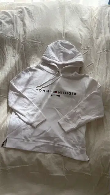 TOMMY HILFIGER 화이트 후드티