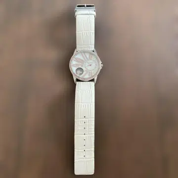 Disney SWAROVSKI 여성용 쿼츠 손목시계