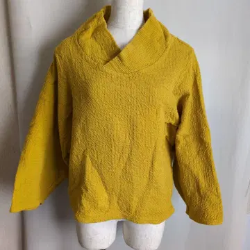 SOUSOU 산황색 상의 지반