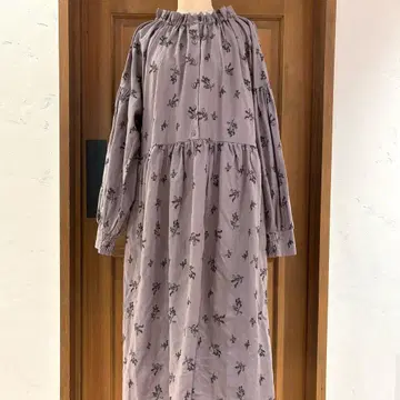 지유가오카 한정판 츠하루 제품 염색 전후 착용 총 자수 원피스