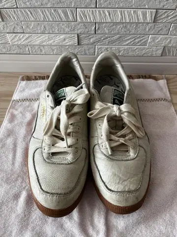 푸마 검솔 스니커즈 26.5