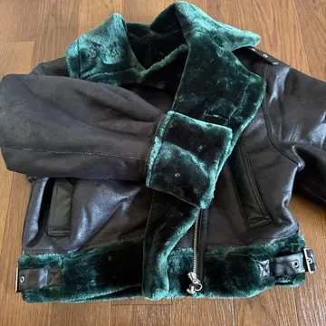 MURUA 가죽 퍼(fur) 포함 무스탕 코트