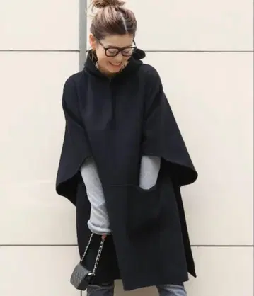 두지엠 클라세 판초 코트