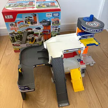 토미카 펼치고 놀자! 정리 플레이파크