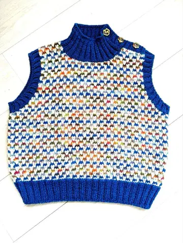 [ 핸드메이드 ] 파란색 터틀넥 니트 베스트