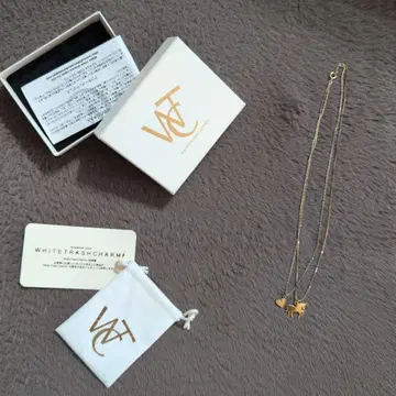 WHITETRASHCHARM 유니콘 하트 목걸이