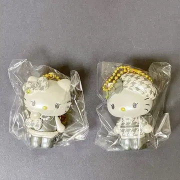 헬로 미미 시크릿 마스코트 모노크롬 걸리시 쌍둥이 코디 디자인