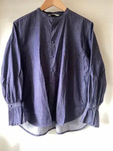 데님 스탠드 카라 셔츠 프릴 소매