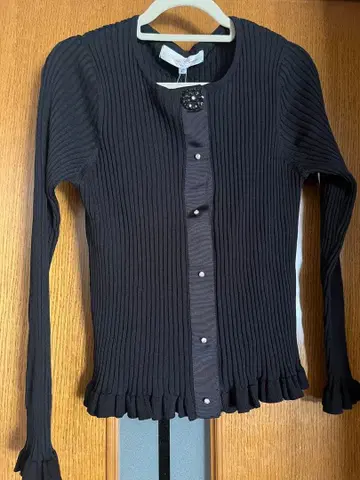 긴팔 리브 가디건 비쥬 블랙