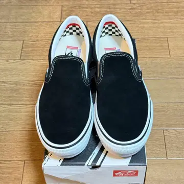 반스 스케이트 슬립온 팝쿠시 블랙/화이트 29.5cm