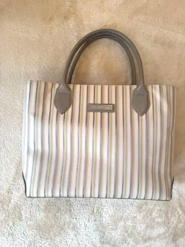 짐 톰슨 핸드백