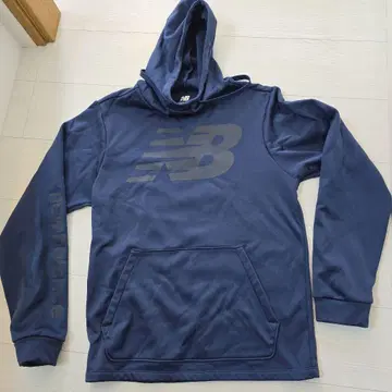 뉴발란스 네이비 후드 부착 후드티