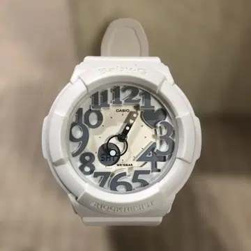 CASIO Baby-G 화이트 손목시계