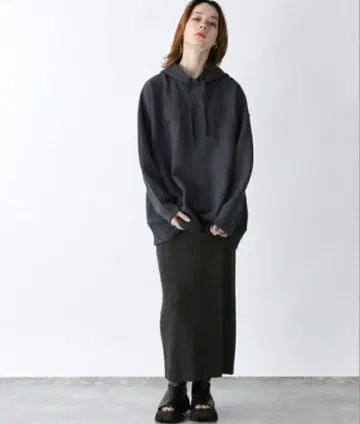 지나시스 JEANASIS 블랙 니트 롱 스커트